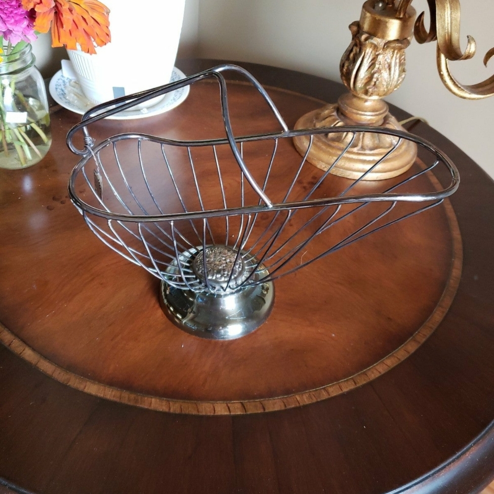 Eales 1779 Vintage Silverplate Wire Wine Bottle Basket